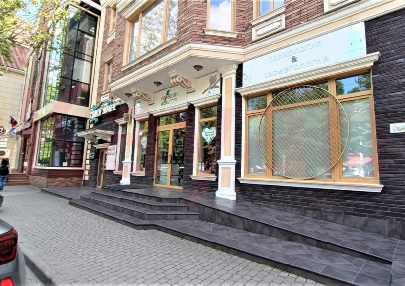 Аренда коммерции, 690 кв.м (Гостиница) фото 0