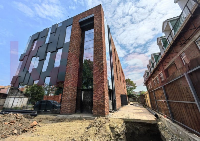 Продажа коммерции, 1800 кв.м (Свободного назначения) фото 3