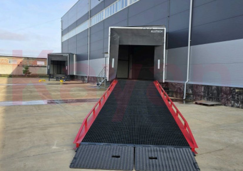 Продажа коммерции, 12398 кв.м (Складское) фото 1