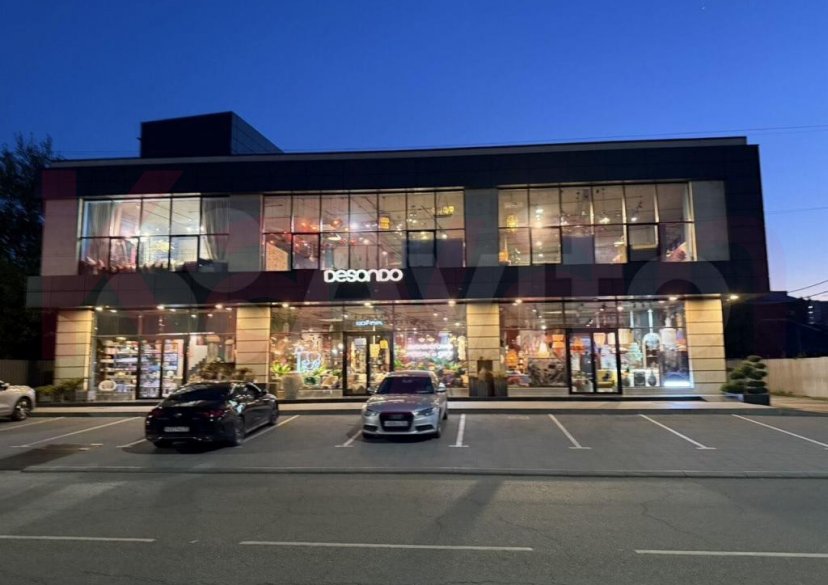 Аренда коммерции, 660 кв.м (Торговое) фото 1