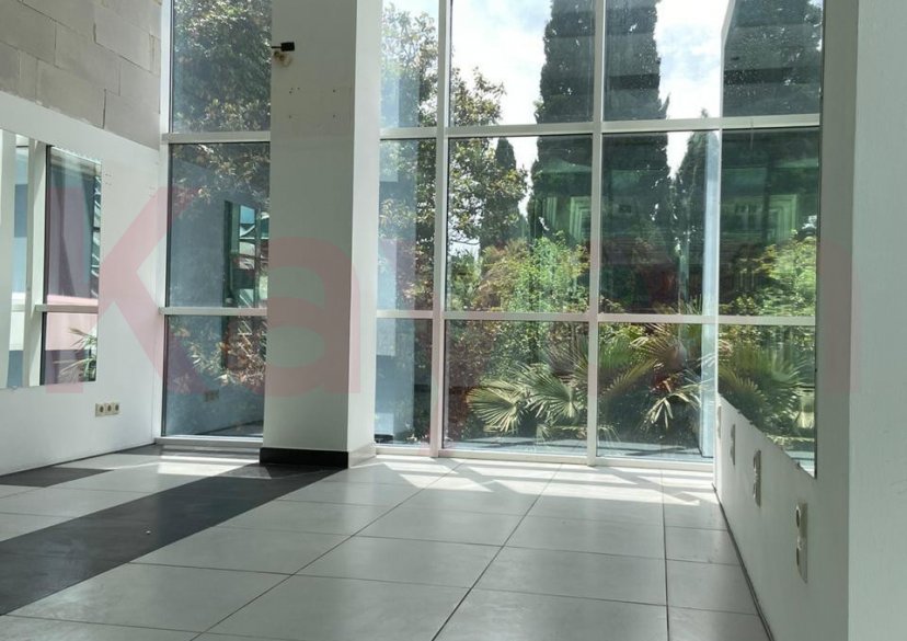 Продажа коммерции, 52 кв.м (Торговая площадь) фото 3