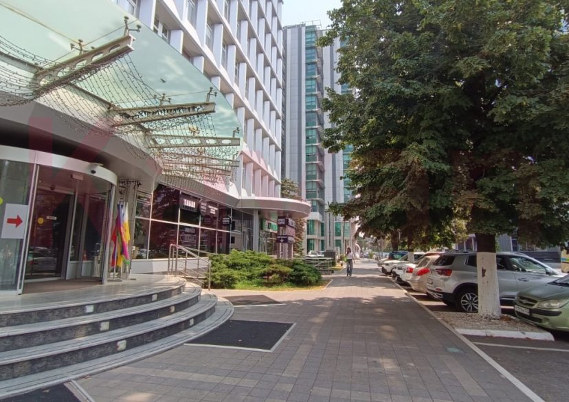 Аренда коммерции, 607 кв.м (Офис) фото 0