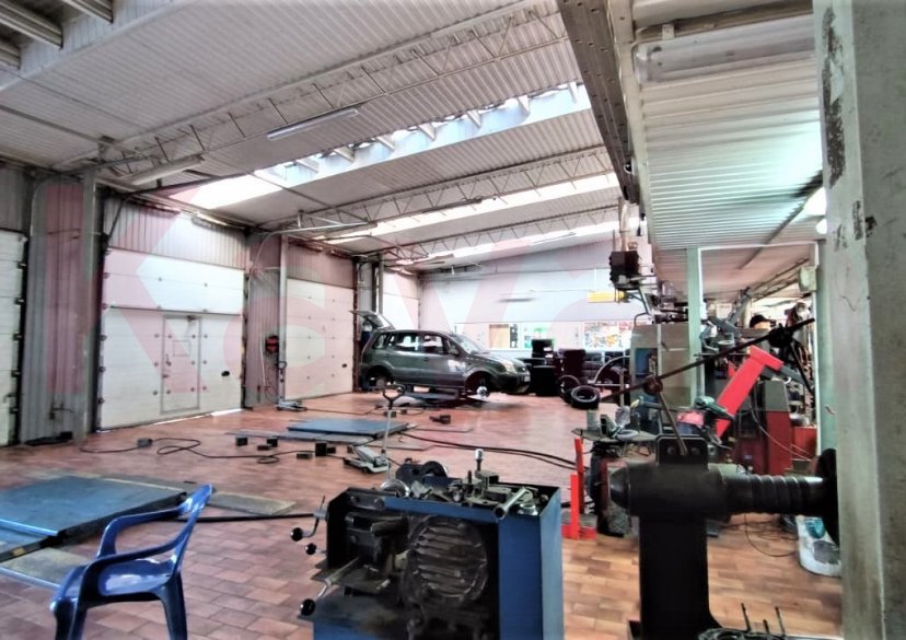 Продажа коммерции, 2032 кв.м (СТО) фото 2