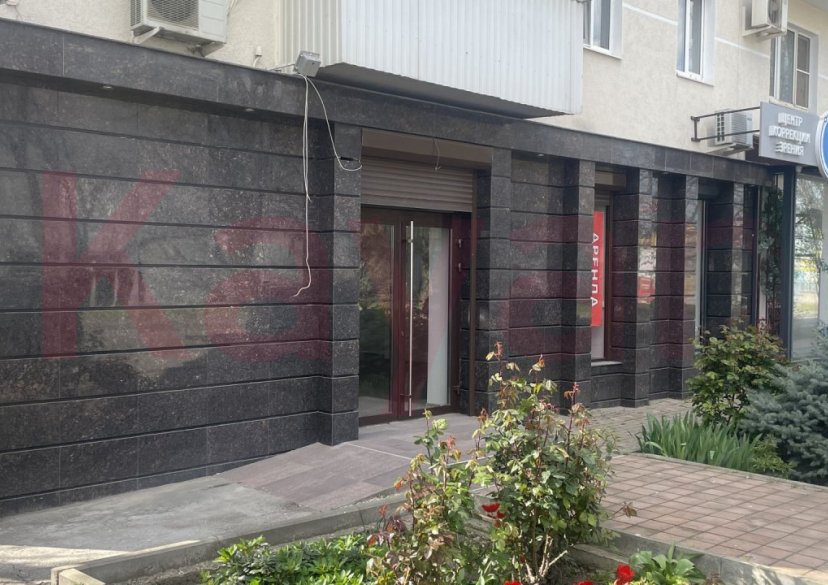 Аренда коммерции, 76 кв.м (Торговое) фото 0