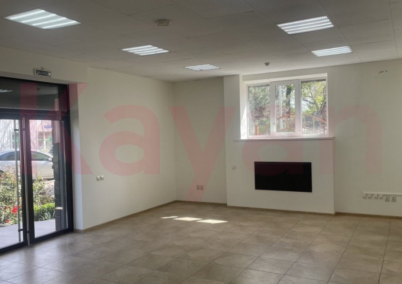 Аренда коммерции, 76 кв.м (Торговое) фото 2