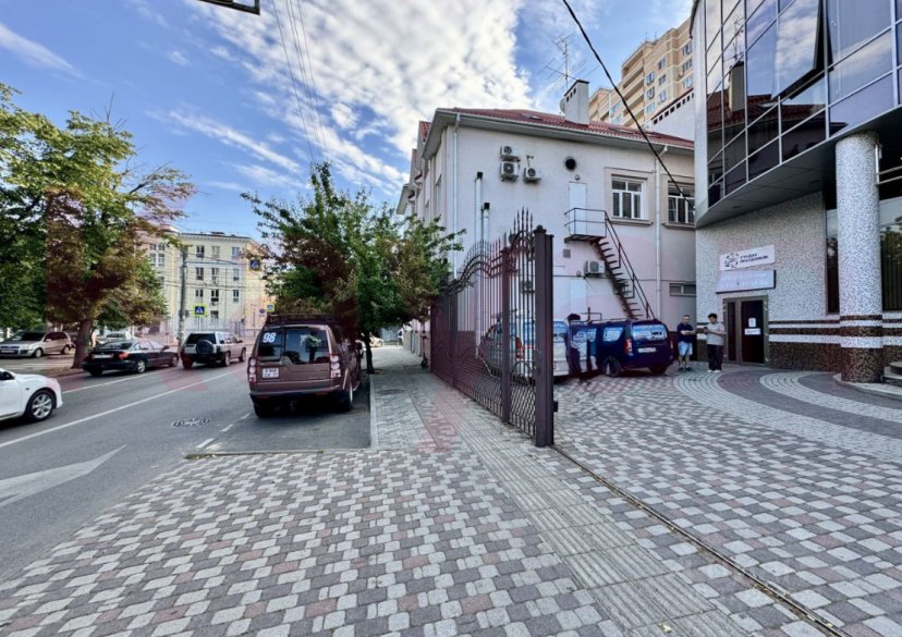 Аренда коммерции, 225 кв.м (Офисное) фото 1