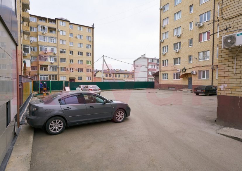 Продажа коммерции, 800 кв.м (Торговый центр) фото 9 Продажа коммерции, 800 кв.м (Торговый центр) фото 9