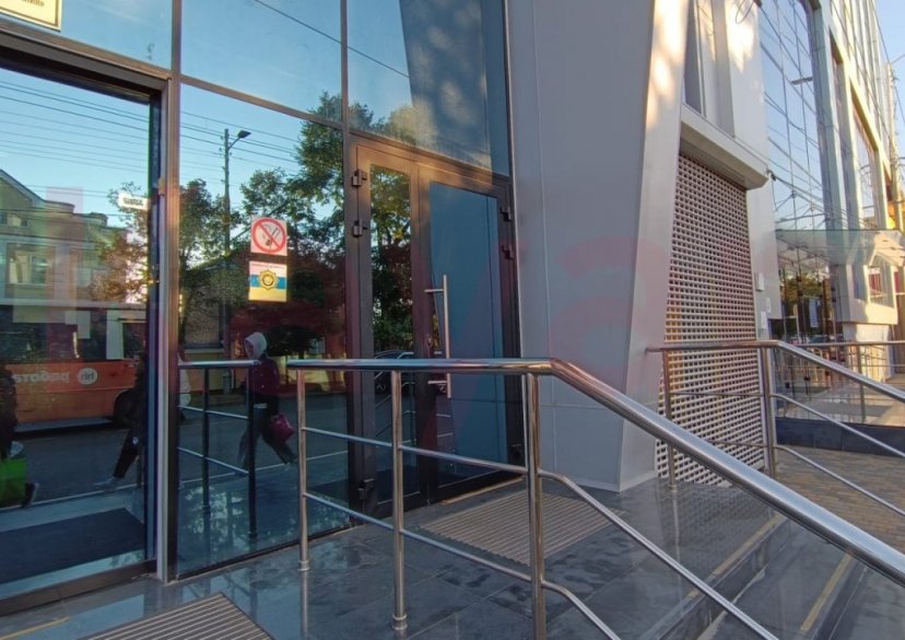 Аренда коммерции, 322 кв.м (Офисное) фото 0