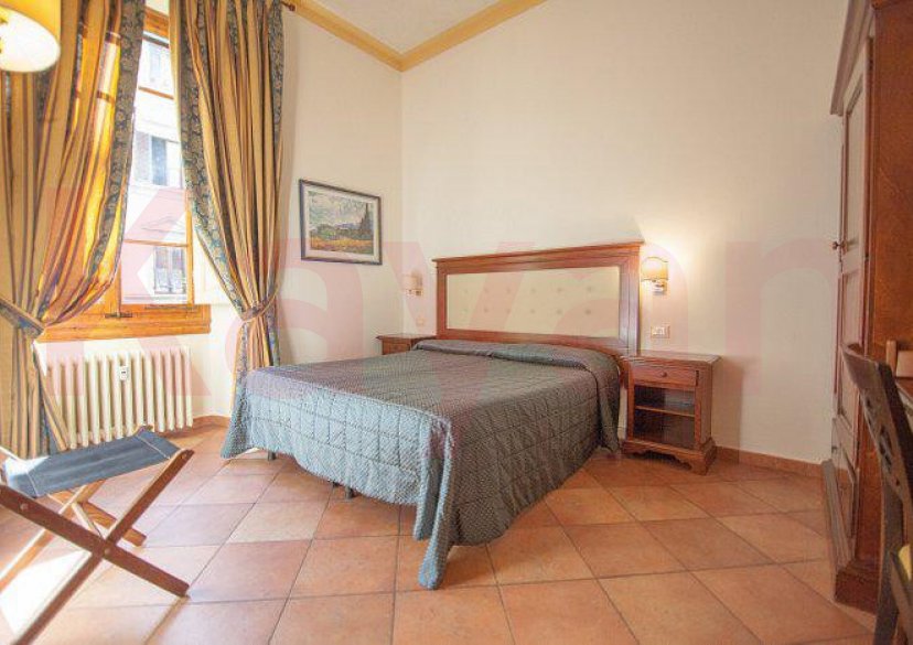 Продажа коммерции, 11700 кв.м (Гостиница) фото 0 Продажа коммерции, 11700 кв.м (Гостиница) фото 0