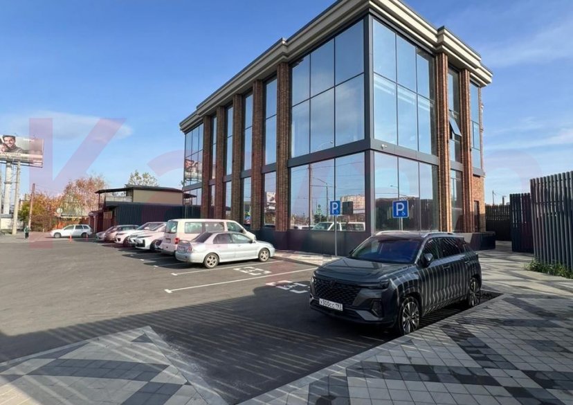 Аренда коммерции, 1700 кв.м (Свободного назначения) фото 1