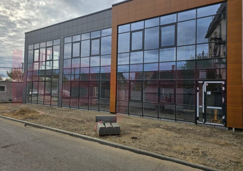 Аренда коммерции, 560 кв.м (Свободного назначения) фото 0