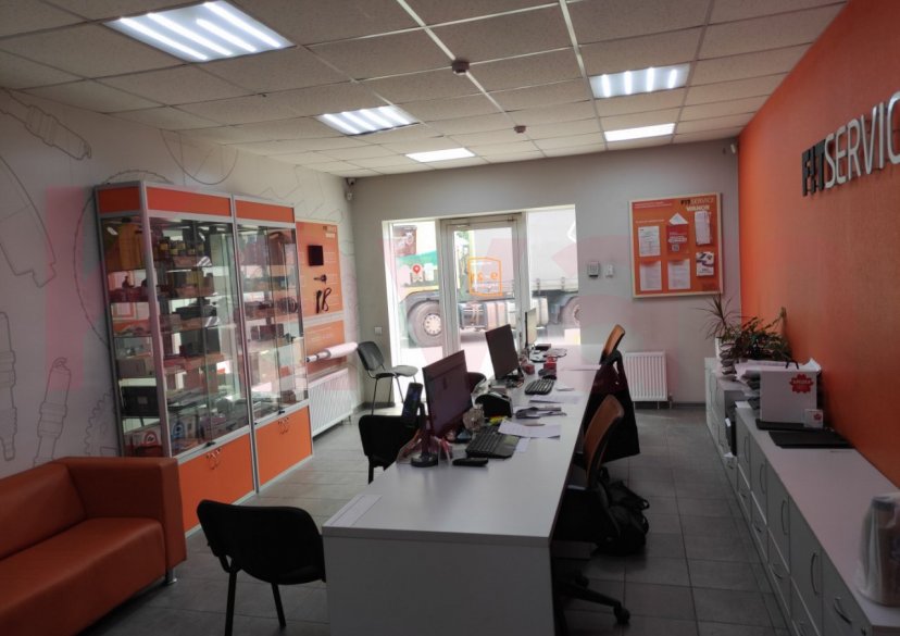 Продажа коммерции, 300 кв.м (СТО) фото 2 Продажа коммерции, 300 кв.м (СТО) фото 2