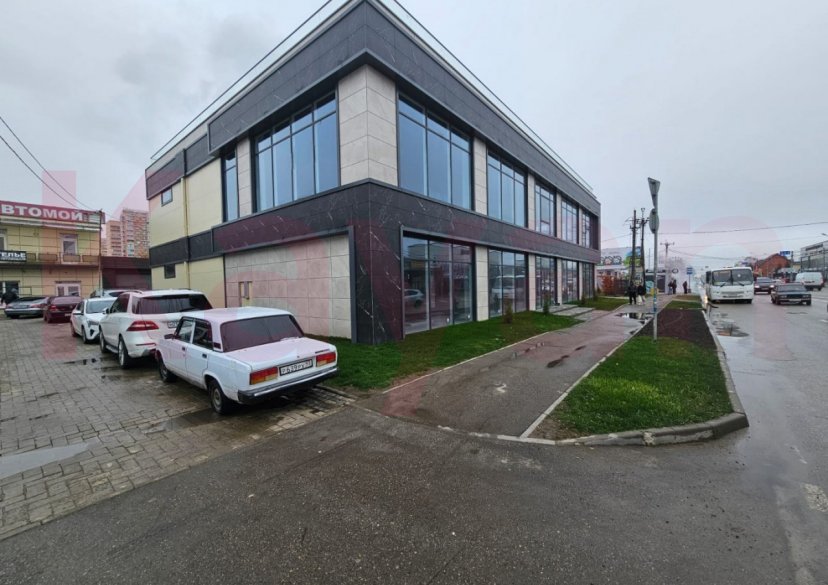 Аренда коммерции, 700 кв.м (Торговое) фото 0