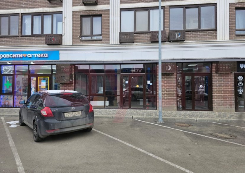 Аренда коммерции, 97 кв.м (Торговое) фото 0