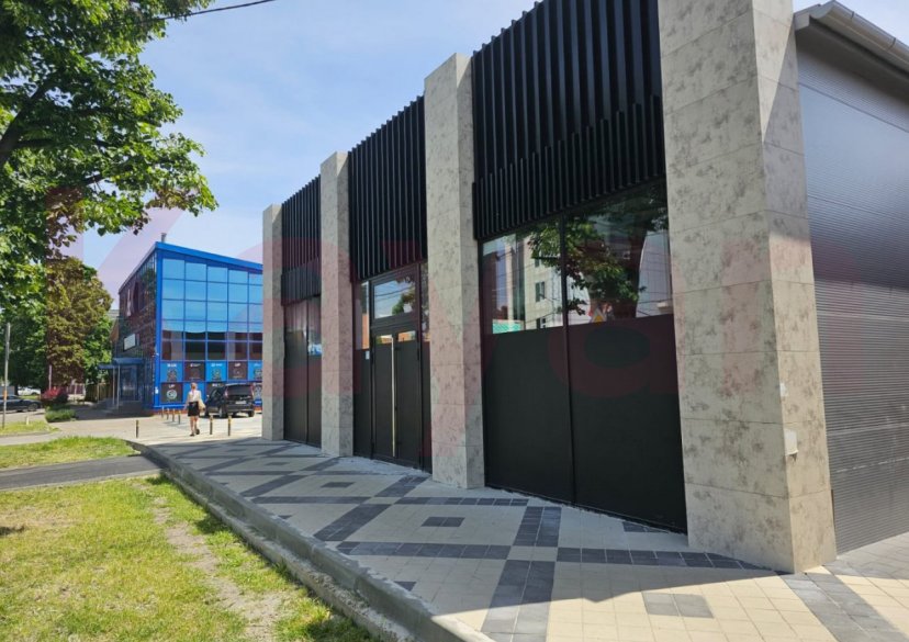 Аренда коммерции, 235 кв.м (Свободного назначения) фото 1