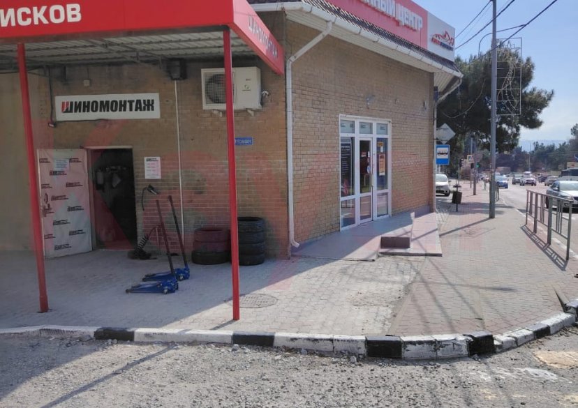 Продажа коммерции, 212 кв.м (Торговое) фото 3