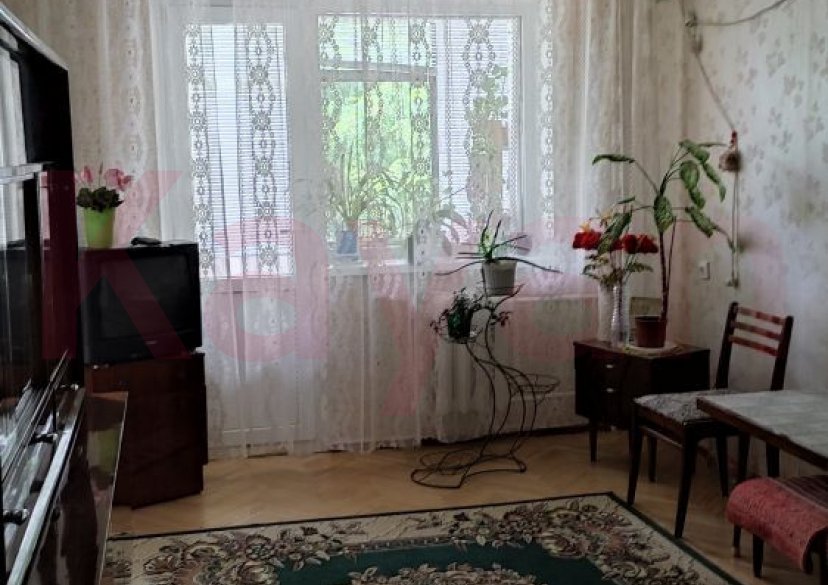 Продажа 3-комн. квартиры, 56 кв.м фото 0