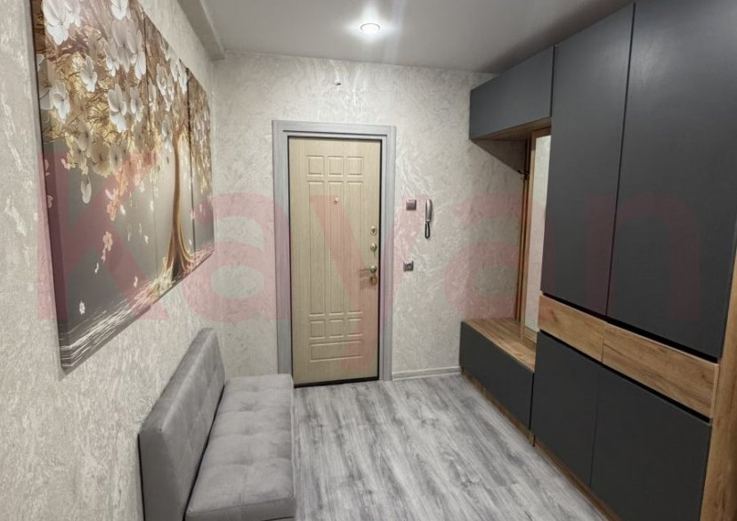 Продажа 2-комн. квартиры, 65 кв.м фото 0