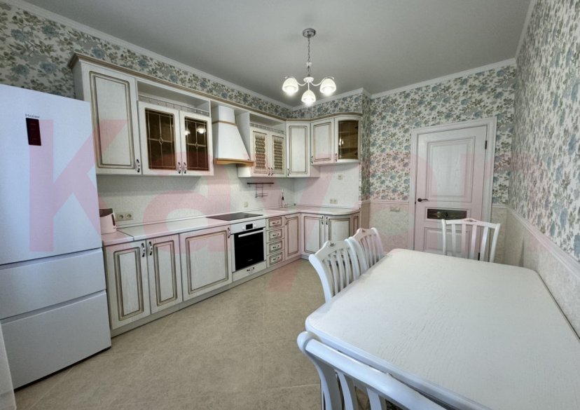 Аренда 2-комн. квартиры, 68 кв.м фото 0