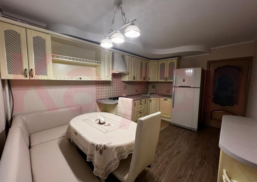 Продажа 3-комн. квартиры, 82 кв.м фото 0