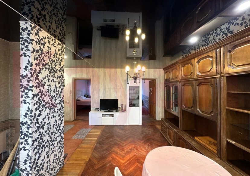 Продажа 3-комн. квартиры, 63 кв.м фото 0