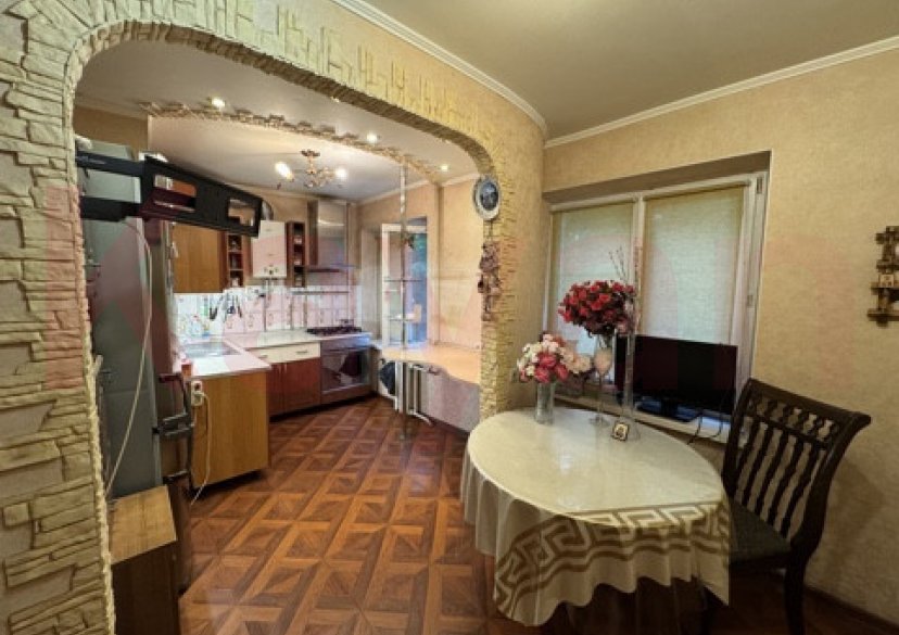 Продажа 3-комн. квартиры, 67 кв.м фото 0