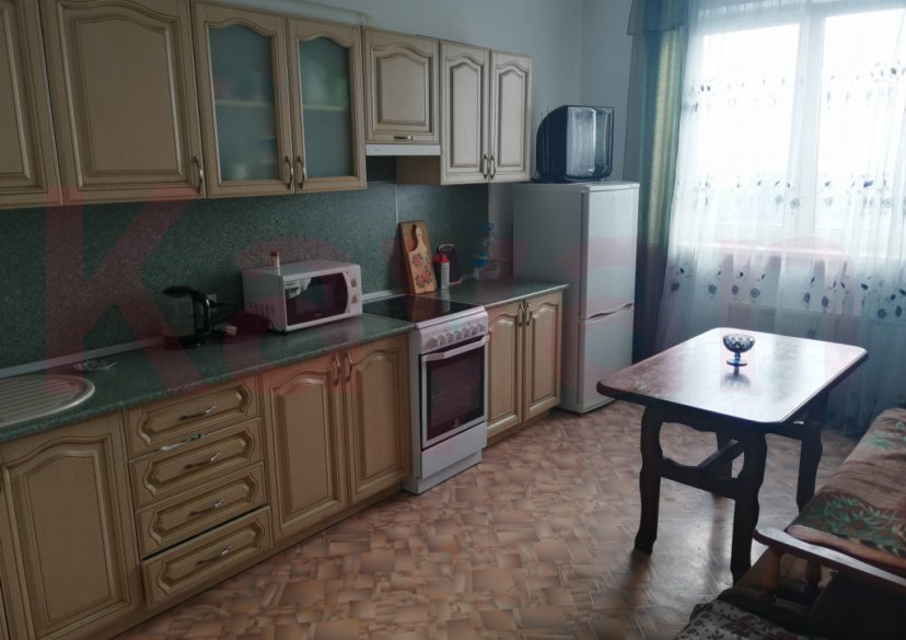 Аренда 2-комн. квартиры, 70 кв.м фото 0