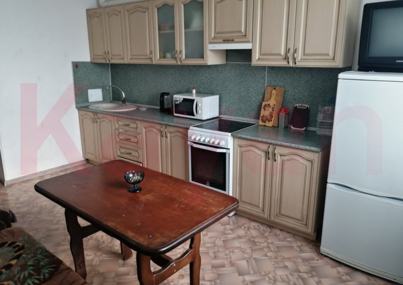 Аренда 2-комн. квартиры, 70 кв.м фото 1