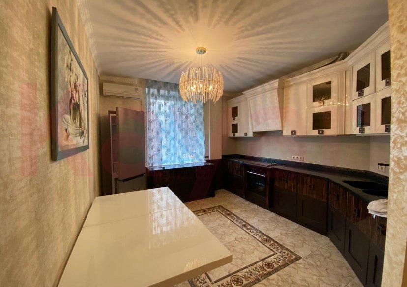 Аренда 4-комн. квартиры, 120 кв.м фото 0