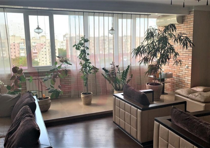 Продажа 3-комн. квартиры, 180 кв.м фото 2