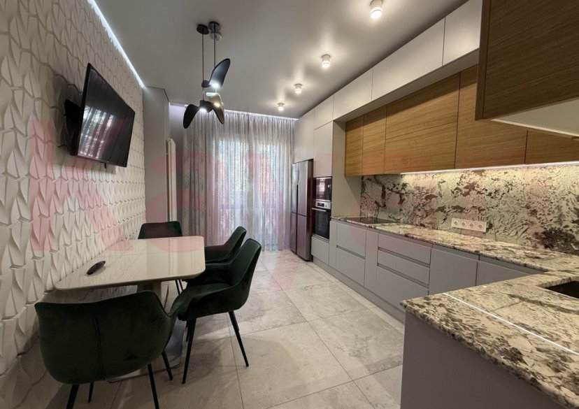 Продажа 2-комн. квартиры, 75 кв.м фото 0