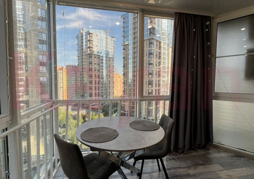 Продажа 2-комн. квартиры, 69.7 кв.м фото 1