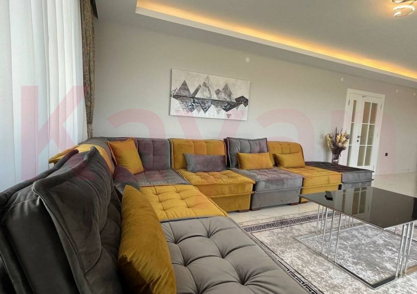 Продажа 3-комн. квартиры, 134 кв.м фото 4