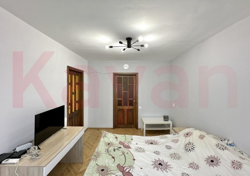 Продажа 3-комн. квартиры, 50.7 кв.м фото 3