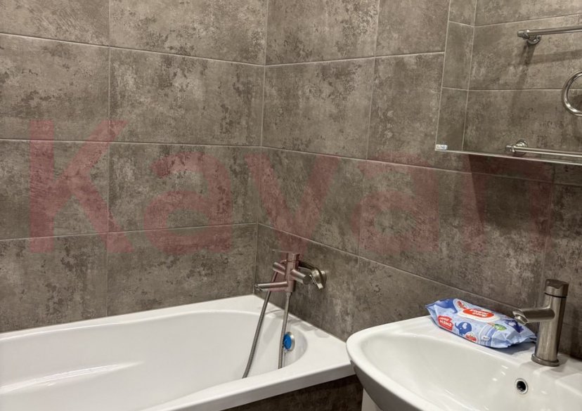 Продажа 2-комн. квартиры, 65 кв.м фото 3