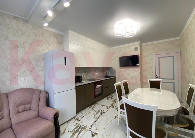 Аренда 2-комн. квартиры, 70 кв.м фото 2