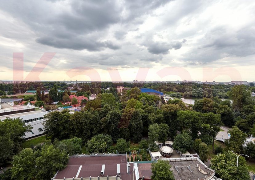 Продажа 5-комн. квартиры, 234 кв.м фото 0