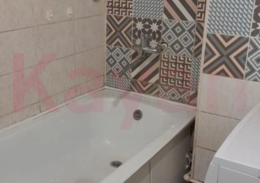 Продажа 3-комн. квартиры, 55.9 кв.м фото 0