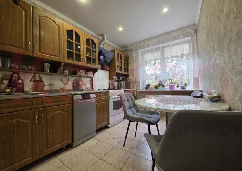 Продажа 3-комн. квартиры, 65 кв.м фото 1