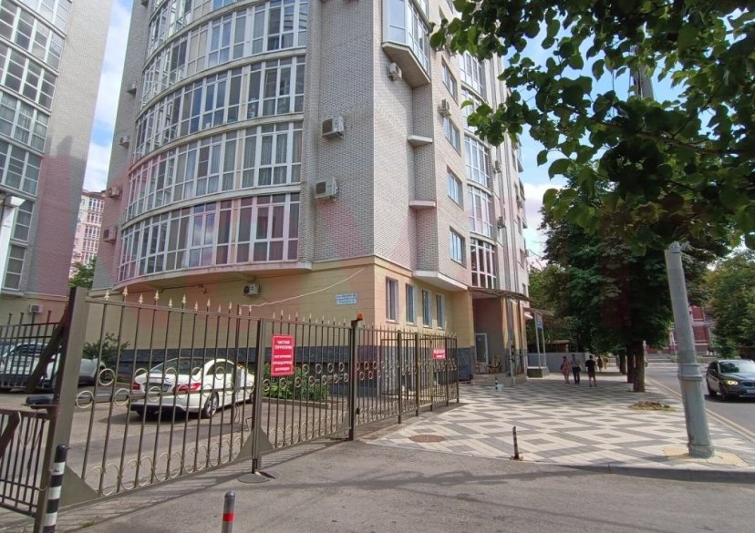 Продажа 3-комн. квартиры, 136.3 кв.м фото 1 Продажа 3-комн. квартиры, 136.3 кв.м фото 1