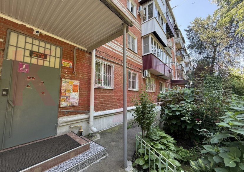 Продажа 2-комн. квартиры, 40 кв.м фото 2 Продажа 2-комн. квартиры, 40 кв.м фото 2