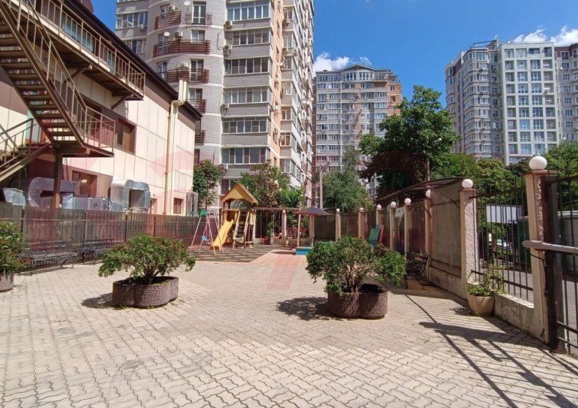 Продажа 2-комн. квартиры, 107 кв.м фото 2