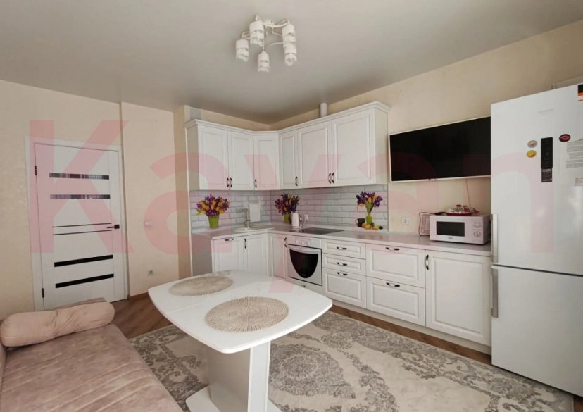 Продажа 2-комн. квартиры, 65 кв.м фото 0