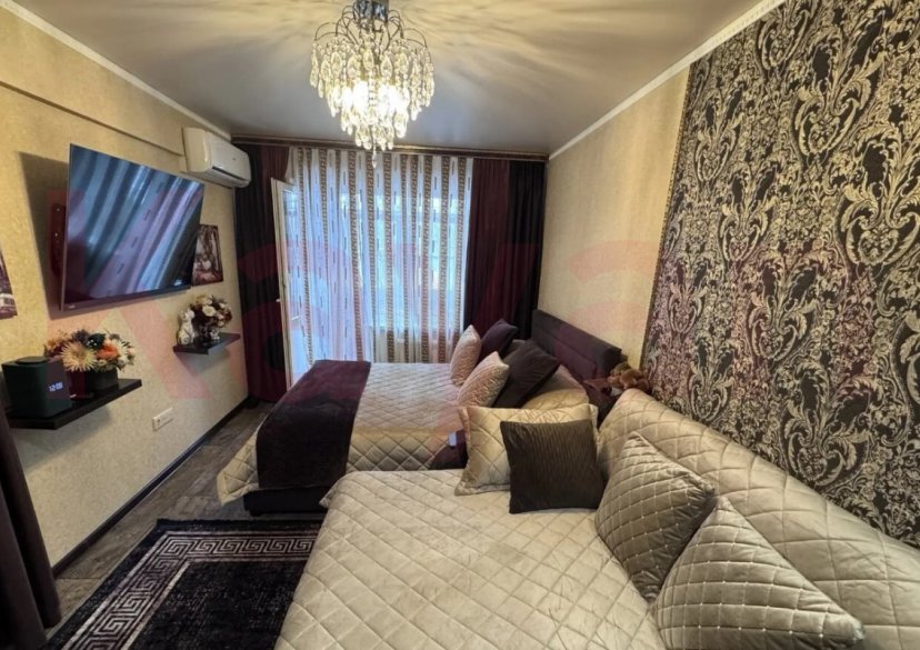 Продажа 2-комн. квартиры, 42 кв.м фото 1 Продажа 2-комн. квартиры, 42 кв.м фото 1