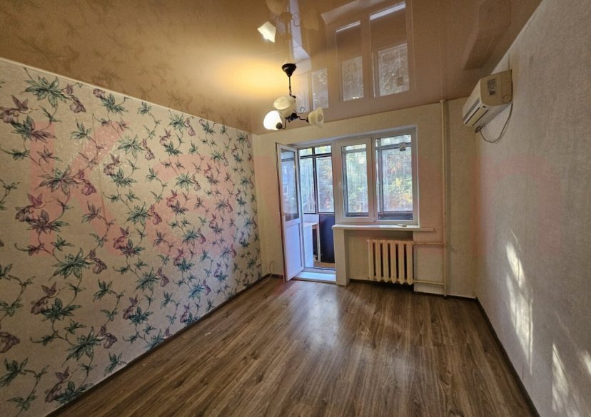 Продажа 3-комн. квартиры, 57.9 кв.м фото 0