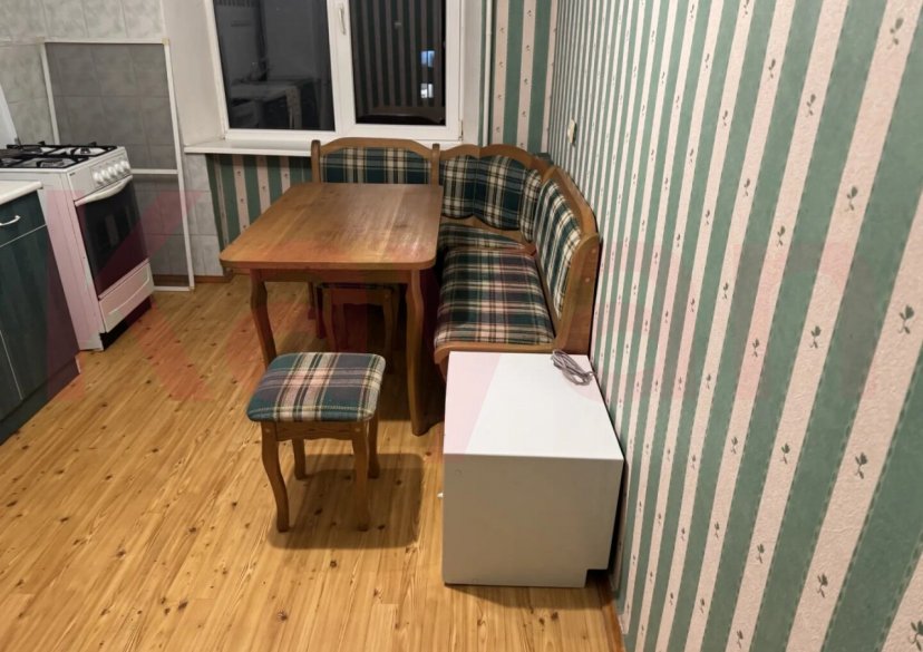 Продажа 3-комн. квартиры, 67.9 кв.м фото 1