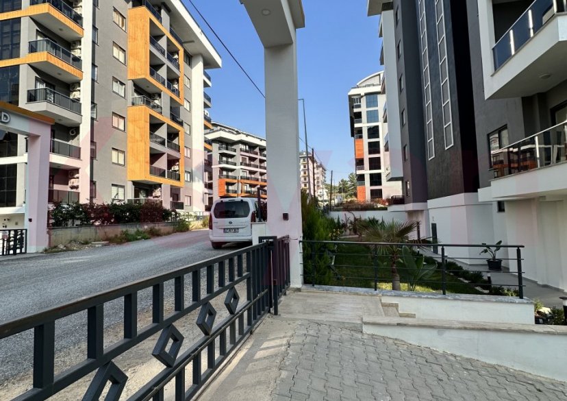 Продажа 2-комн. квартиры, 44 кв.м фото 0