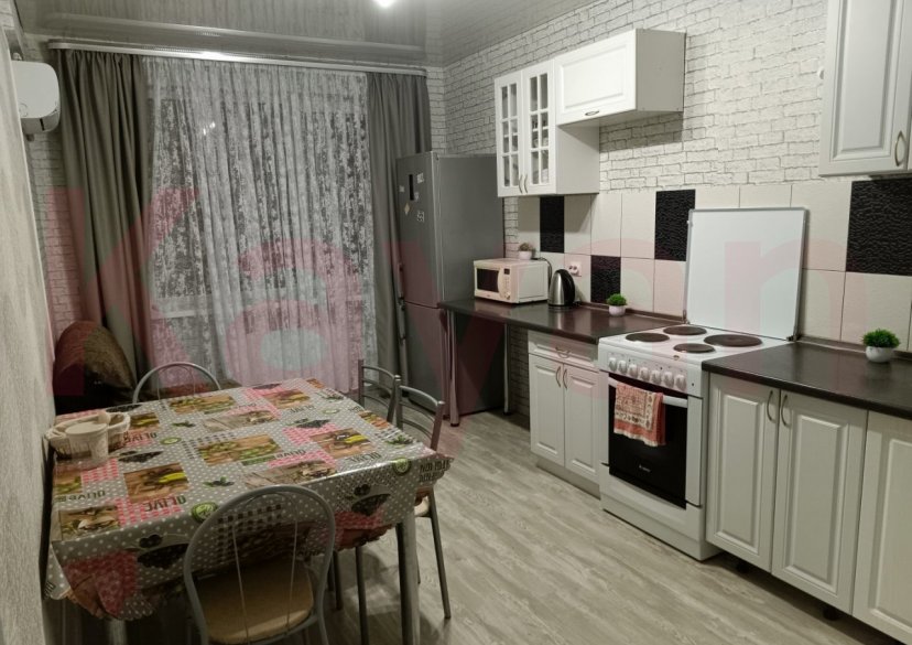 Аренда 2-комн. квартиры, 56 кв.м фото 0