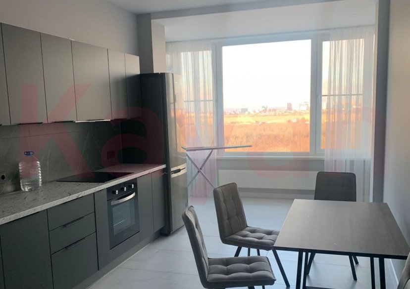 Аренда 2-комн. квартиры, 80 кв.м фото 0