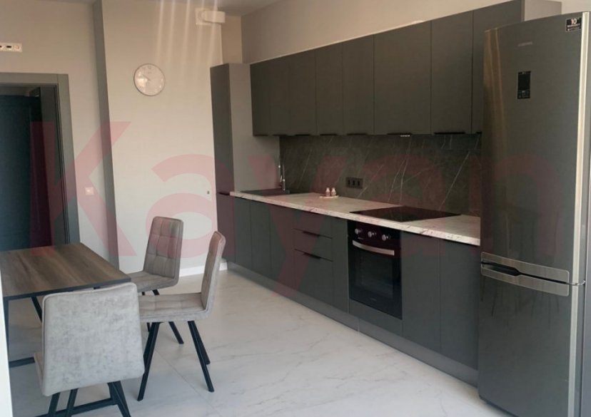 Аренда 2-комн. квартиры, 80 кв.м фото 1